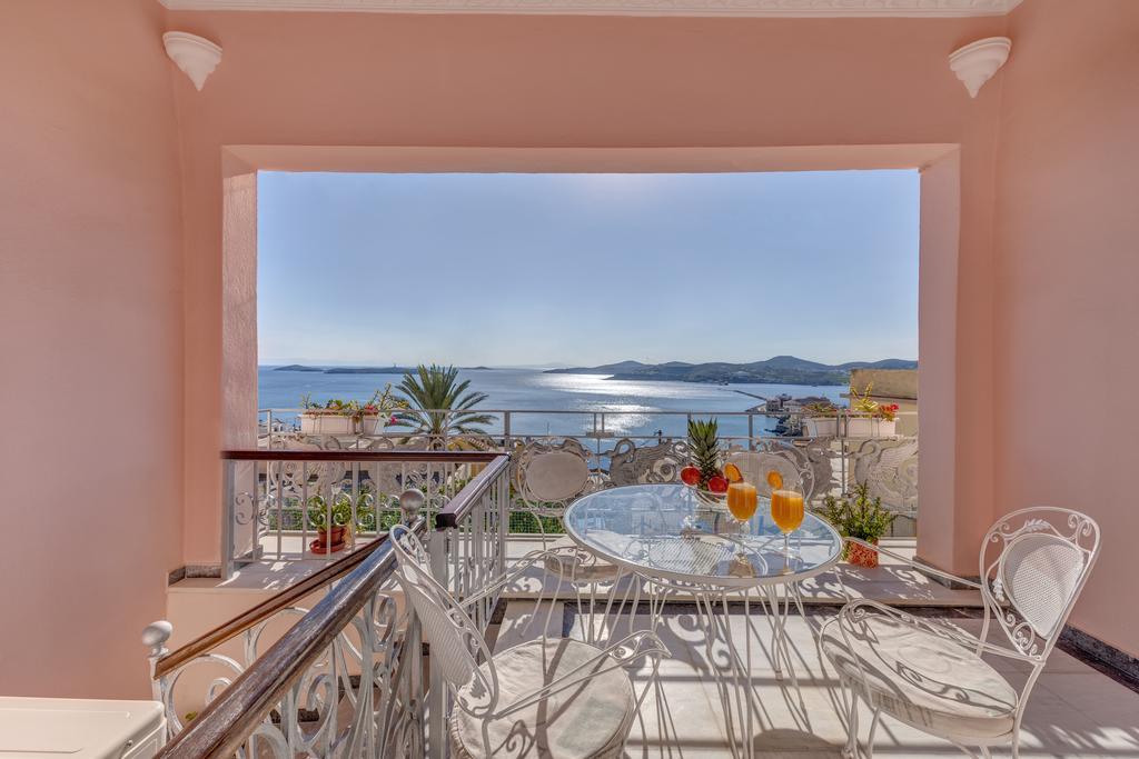 Veranda Syros House แอร์มูโปลี ภายนอก รูปภาพ